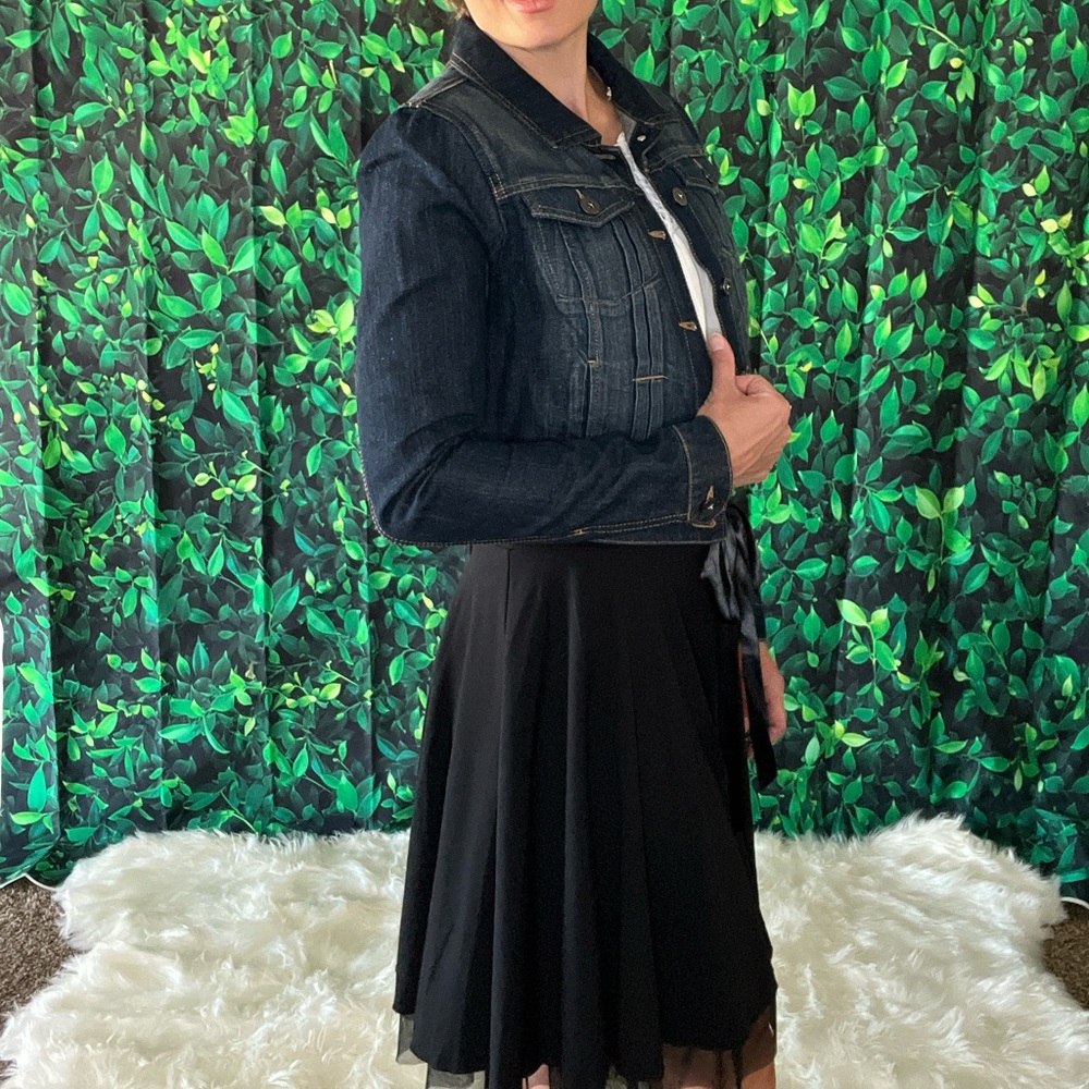 Cropped Jean Jacket - Picture 10 of 14